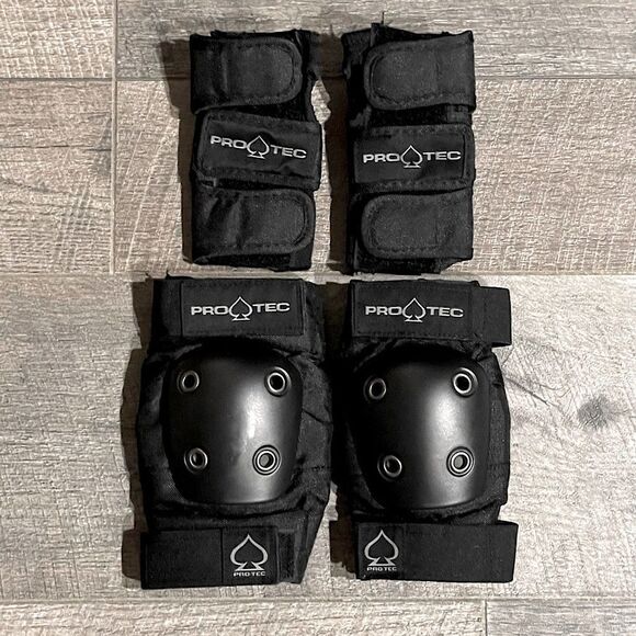 New! PRO-TEC Black, Left & Right, Elbow and Wrist Protectors (4 pcs total). Y-Sm - Picture 1 of 14